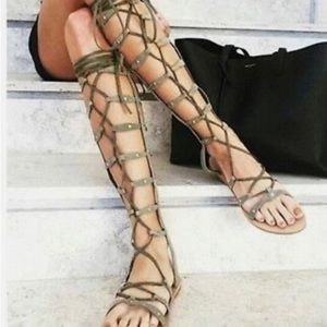 RAYE Shanna Olive Green Gladiator Suede Sandals Size 37